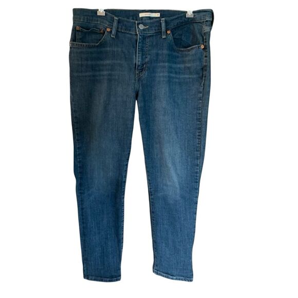 Levi's Boyfriend Fit Ankle Jeans Women's Classic Mid-Rise Zip Up Plus Size 32 - Picture 2 of 12